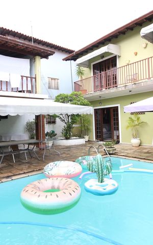 Casa à venda com 226m², 4 quartos e 6 vagasPiscina