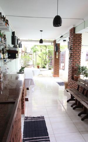 Casa à venda com 226m², 4 quartos e 6 vagasChurrasqueira