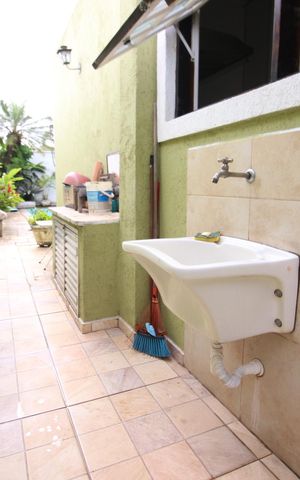Casa à venda com 226m², 4 quartos e 6 vagasCorredor
