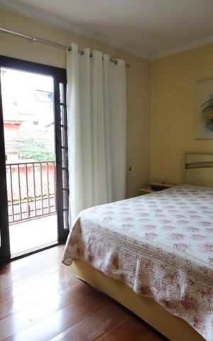Casa à venda com 226m², 4 quartos e 6 vagasSuíte 1