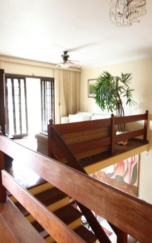 Casa à venda com 226m², 4 quartos e 6 vagasSala 2