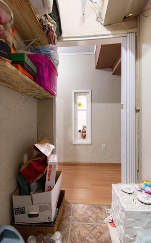 Casa à venda com 200m², 4 quartos e 3 vagas Casa à venda com 200m², 4 quartos e 3 vagasÁrea de Serviço