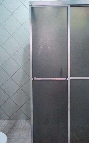 Casa à venda com 150m², 2 quartos e 1 vagaBanheiro