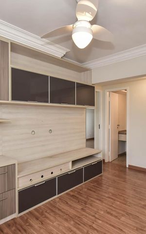 Apartamento à venda com 155m², 3 quartos e 4 vagas Apartamento à venda com 155m², 3 quartos e 4 vagasSala de Tv