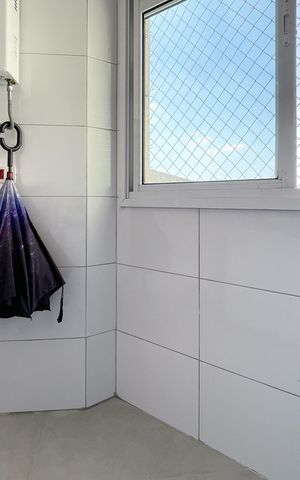 Apartamento à venda com 168m², 3 quartos e 3 vagas Apartamento à venda com 168m², 3 quartos e 3 vagasÁrea de Serviço