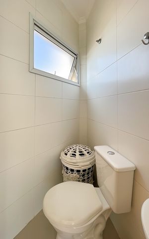 Apartamento à venda com 168m², 3 quartos e 3 vagas Apartamento à venda com 168m², 3 quartos e 3 vagasLavabo