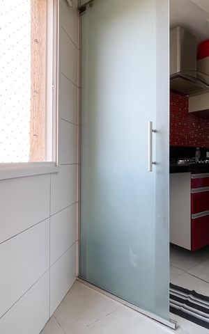 Apartamento à venda com 168m², 3 quartos e 3 vagas Apartamento à venda com 168m², 3 quartos e 3 vagasÁrea de Serviço