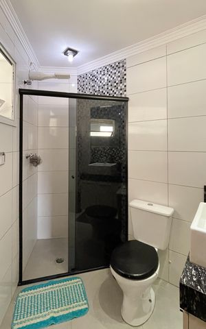 Apartamento à venda com 168m², 3 quartos e 3 vagas Apartamento à venda com 168m², 3 quartos e 3 vagasBanheiro Social