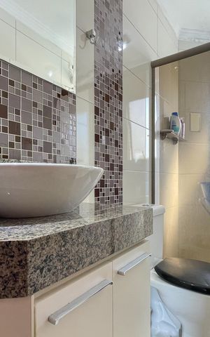 Apartamento à venda com 168m², 3 quartos e 3 vagas Apartamento à venda com 168m², 3 quartos e 3 vagasBanheiro Suíte