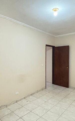 Casa à venda com 130m², 3 quartos e 3 vagas Casa à venda com 130m², 3 quartos e 3 vagasQuarto 1