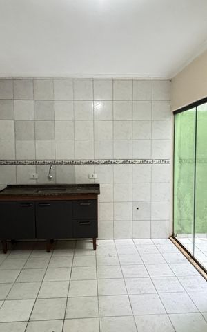Casa à venda com 130m², 3 quartos e 3 vagas Casa à venda com 130m², 3 quartos e 3 vagasCozinha