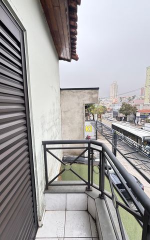 Casa à venda com 130m², 3 quartos e 3 vagas Casa à venda com 130m², 3 quartos e 3 vagasVaranda da Suíte
