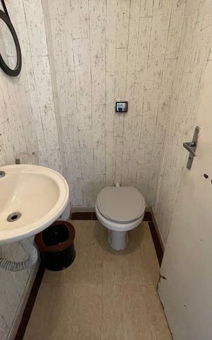 Casa à venda com 150m², 3 quartos e 1 vaga Casa à venda com 150m², 3 quartos e 1 vagaLavabo
