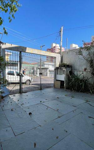 Casa à venda com 150m², 3 quartos e 1 vaga Casa à venda com 150m², 3 quartos e 1 vagaGaragem