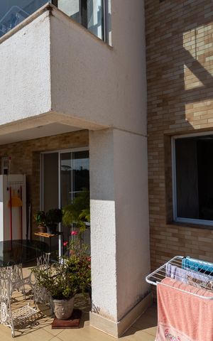 Apartamento à venda com 90m², 2 quartos e 2 vagas Apartamento à venda com 90m², 2 quartos e 2 vagasSacada Sala de Jantar