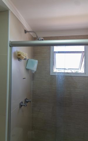 Apartamento à venda com 90m², 2 quartos e 2 vagas Apartamento à venda com 90m², 2 quartos e 2 vagasBanheiro da Suíte
