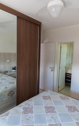 Apartamento à venda com 90m², 2 quartos e 2 vagas Apartamento à venda com 90m², 2 quartos e 2 vagasSuíte