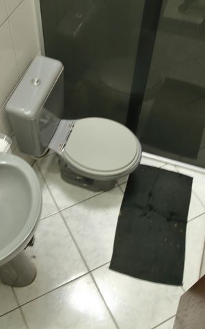Casa à venda com 104m², 3 quartos e 2 vagasBanheiro Social
