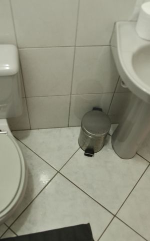 Casa à venda com 104m², 3 quartos e 2 vagasBanheiro da Suíte