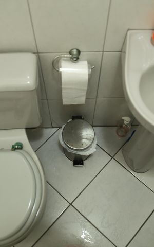 Casa à venda com 104m², 3 quartos e 2 vagasLavabo