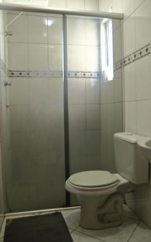 Casa à venda com 104m², 3 quartos e 2 vagasBanheiro da Suíte