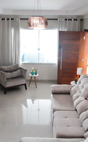 Casa à venda com 175m², 3 quartos e 4 vagasSala