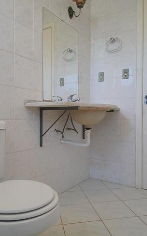 Apartamento à venda com 83m², 2 quartos e 1 vagaBanheiro