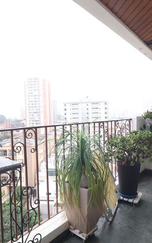 Apartamento à venda com 140m², 3 quartos e 2 vagasVaranda Sala