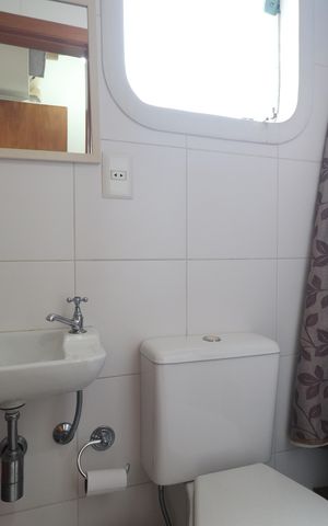 Apartamento à venda com 140m², 3 quartos e 2 vagasBanheiro de Serviço