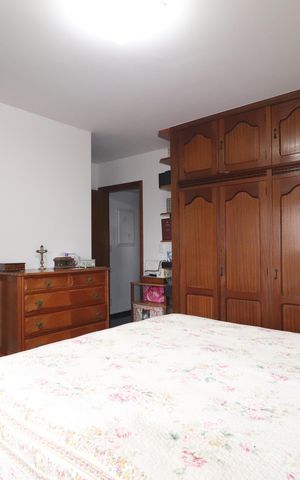 Apartamento à venda com 140m², 3 quartos e 2 vagasQuarto 1 suíte