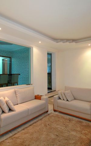 Casa à venda com 360m², 6 quartos e 3 vagasSala