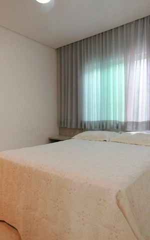 Casa à venda com 360m², 6 quartos e 3 vagasSuite