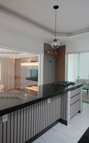 Casa à venda com 360m², 6 quartos e 3 vagasCozinha
