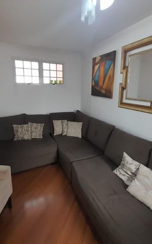 Casa à venda com 210m², 4 quartos e 2 vagas Casa à venda com 210m², 4 quartos e 2 vagasSala