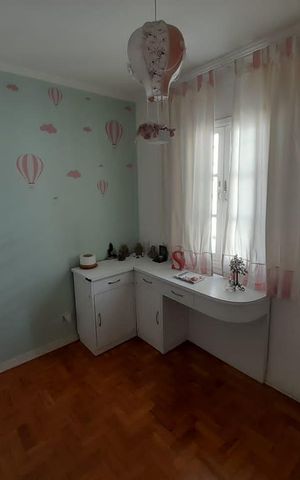Casa à venda com 210m², 4 quartos e 2 vagas Casa à venda com 210m², 4 quartos e 2 vagasQuarto 2