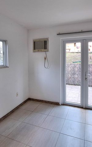 Casa de condomínio à venda com 337m², 3 quartos e 3 vagas Casa de condomínio à venda com 337m², 3 quartos e 3 vagasSuíte 1