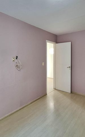 Casa de condomínio à venda com 337m², 3 quartos e 3 vagas Casa de condomínio à venda com 337m², 3 quartos e 3 vagasSuíte 3