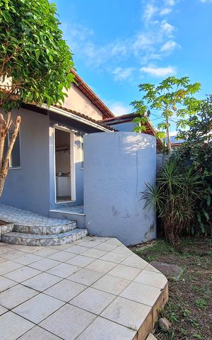 Casa de condomínio à venda com 337m², 3 quartos e 3 vagas Casa de condomínio à venda com 337m², 3 quartos e 3 vagasQuintal