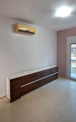 Casa de condomínio à venda com 337m², 3 quartos e 3 vagas Casa de condomínio à venda com 337m², 3 quartos e 3 vagasSuíte 3