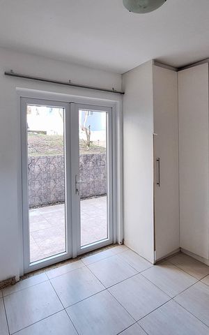 Casa de condomínio à venda com 337m², 3 quartos e 3 vagas Casa de condomínio à venda com 337m², 3 quartos e 3 vagasSuíte 1