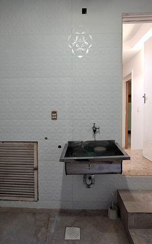 Casa de condomínio à venda com 337m², 3 quartos e 3 vagas Casa de condomínio à venda com 337m², 3 quartos e 3 vagasÁrea de Serviço