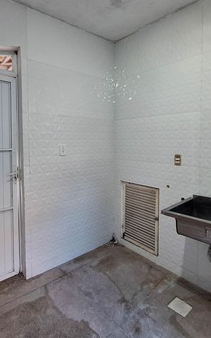 Casa de condomínio à venda com 337m², 3 quartos e 3 vagas Casa de condomínio à venda com 337m², 3 quartos e 3 vagasÁrea de Serviço