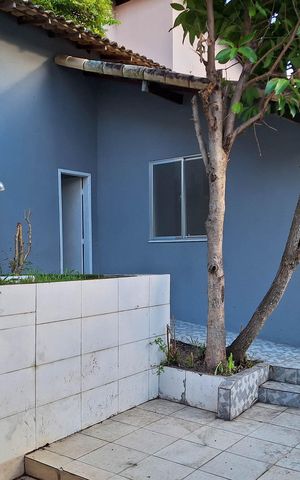 Casa de condomínio à venda com 337m², 3 quartos e 3 vagas Casa de condomínio à venda com 337m², 3 quartos e 3 vagasQuintal