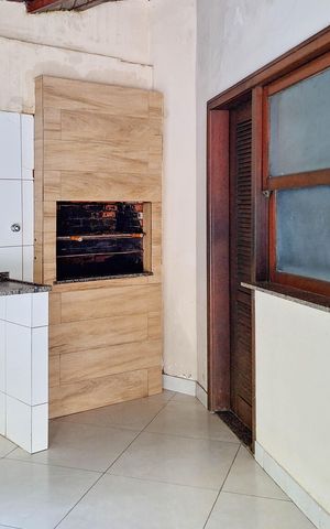 Casa de condomínio à venda com 337m², 3 quartos e 3 vagas Casa de condomínio à venda com 337m², 3 quartos e 3 vagasÁrea comum