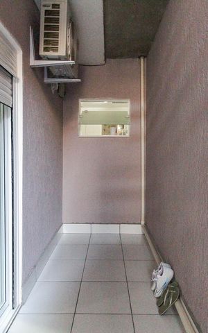 Casa à venda com 600m², 5 quartos e 6 vagas Casa à venda com 600m², 5 quartos e 6 vagasÁrea da Suíte 1