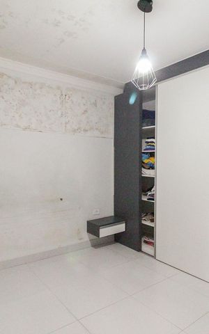 Casa à venda com 600m², 5 quartos e 6 vagas Casa à venda com 600m², 5 quartos e 6 vagasSuíte 4