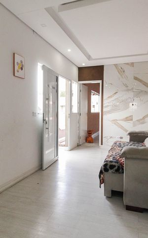 Casa à venda com 600m², 5 quartos e 6 vagas Casa à venda com 600m², 5 quartos e 6 vagasSala 2