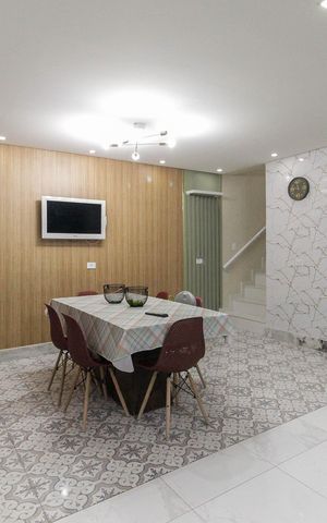 Casa à venda com 600m², 5 quartos e 6 vagas Casa à venda com 600m², 5 quartos e 6 vagasCozinha 1