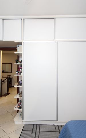 Casa de condomínio à venda com 370m², 4 quartos e 1 vagaQuarto 2