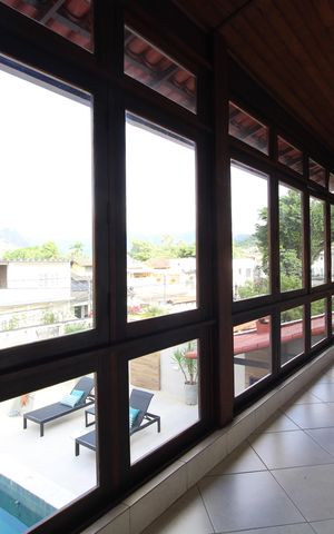Casa de condomínio à venda com 370m², 4 quartos e 1 vagaSala 2 - Varanda